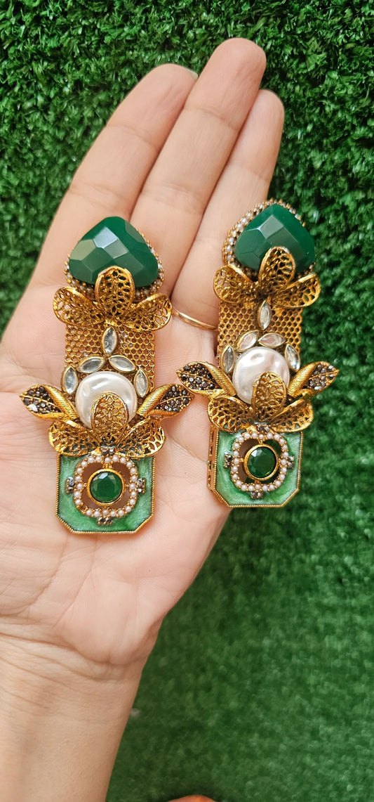 Handmade Green Antique Earrings - HASWEAR
