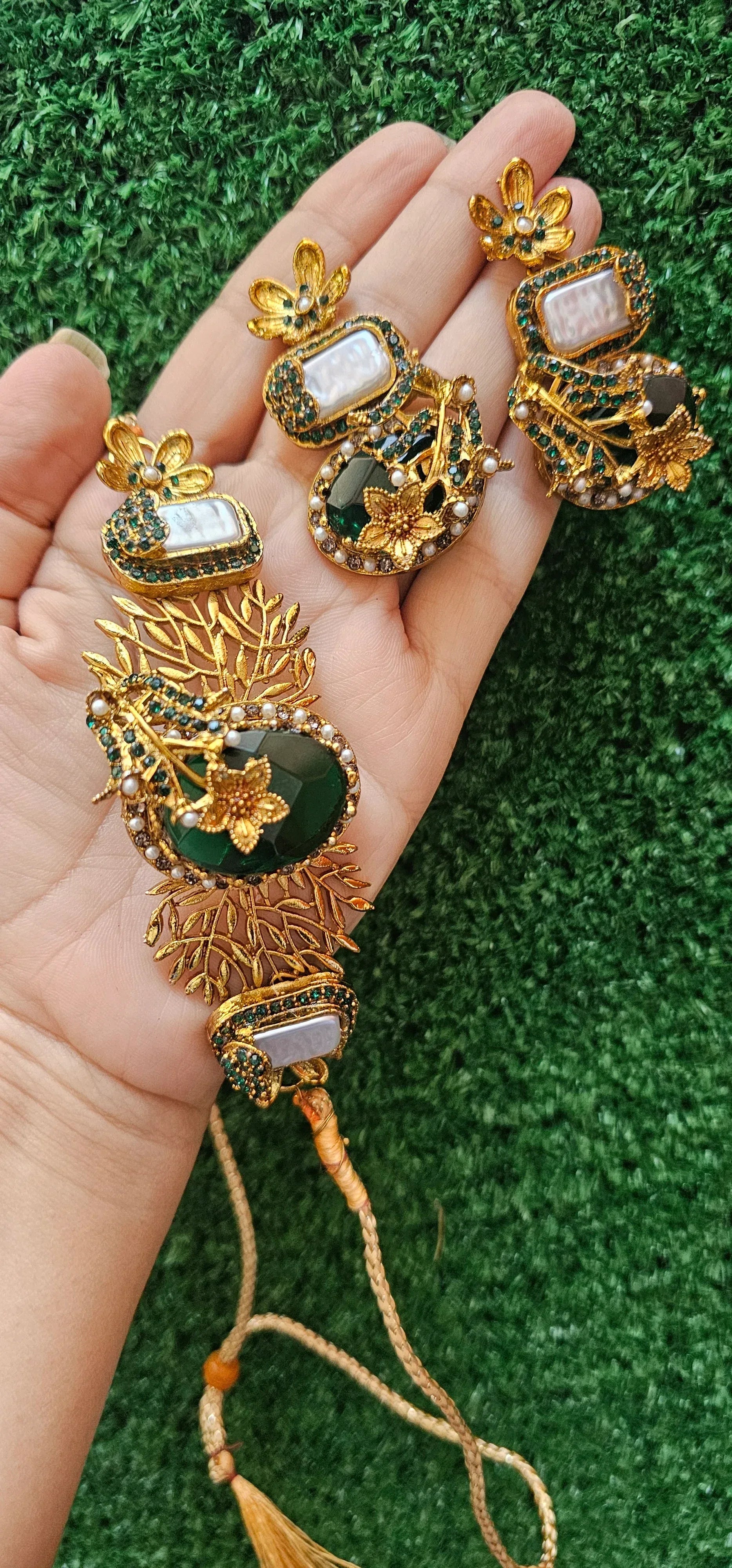 Handmade Green Choker Set with Earrings - HASWEAR