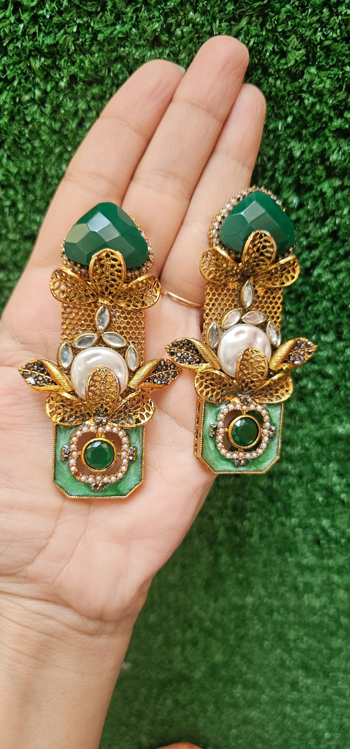 Handmade Green Antique Earrings - HASWEAR