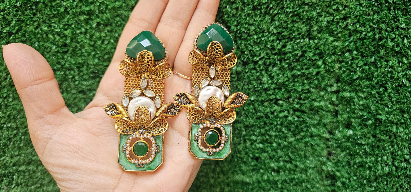 Handmade Green Antique Earrings - HASWEAR
